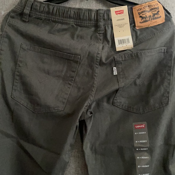 🎉HOST PICK 🎉Levi’s joggers🎉 - Picture 8 of 11